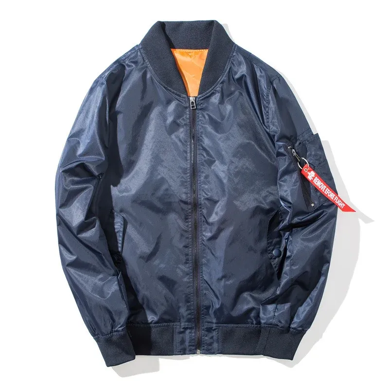 Herren Flieger-Bomberjacke mit kontrastierendem Innenfutter, Reißverschluss-Ärmeltasche & gerippten Bündchen Echoarchiv