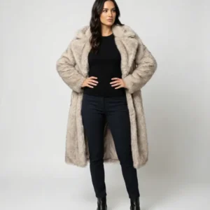 Damen luxuriöser kunstfellmantel im großzügigen Design – Avérine