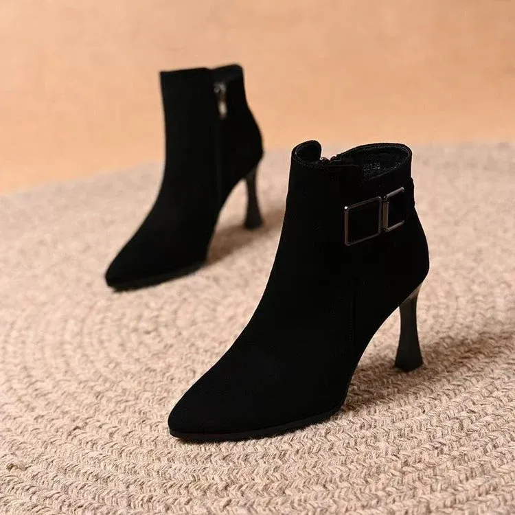 Damen Elegante Stiefeletten mit hohem Absatz und modischer Schnalle – Varelle
