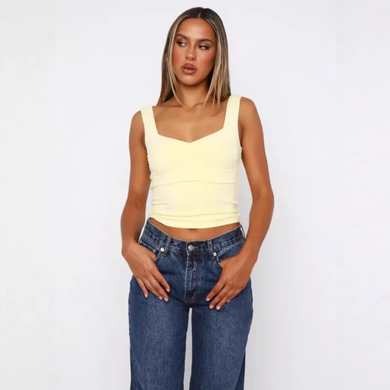 Damen figurbetontes Crop-Top mit breiten Trägern und V-Ausschnitt – Orélia