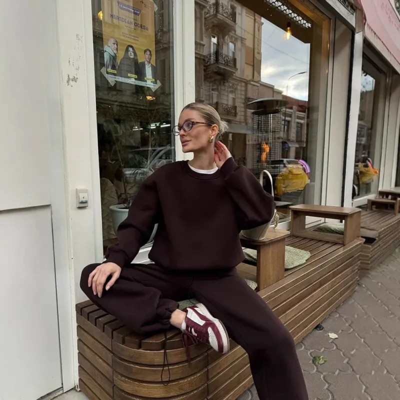 Damen Oversize-Sweatshirt und High-Waist Lounge-Jogginghose Set aus brushed Baumwollmix – Avérine