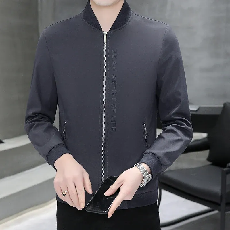 Elegante, lässige Herrenjacke mit hohen Taschen Echo Archive